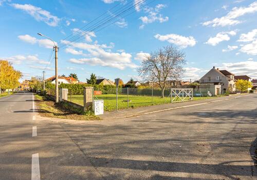 Stavební pozemek 1098 m² Alšova, Tursko — fotografie 3