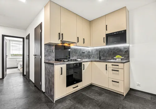 Byt 4+kk, 75 m², Vít. Nezvala, Kladno — Rozdělov — fotografie 4