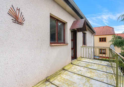 Rodinný dům 4+1, Báňská, Nučice — fotografie 2