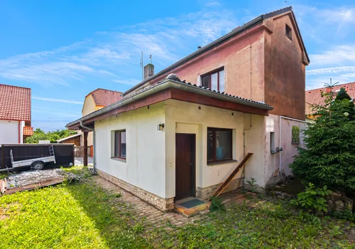Rodinný dům 4+1, Báňská, Nučice — fotografie 2
