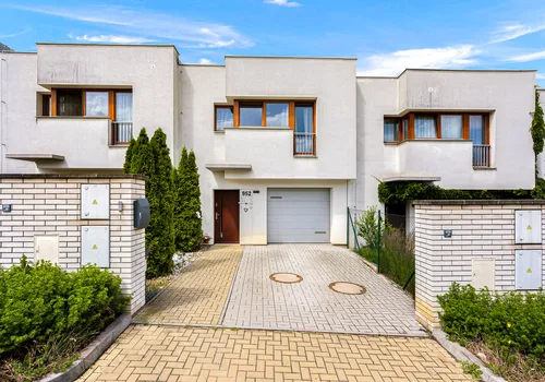 Řadový dům 4+kk, 133 m², Vilémovská, Praha — Dolní Počernice — fotografie 2