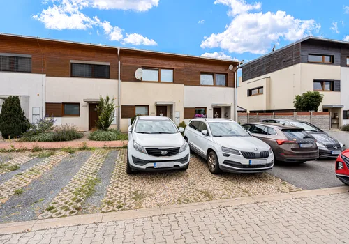 Řadový dům 3+kk, 103 m², Ořešín, Buštěhrad — fotografie 3