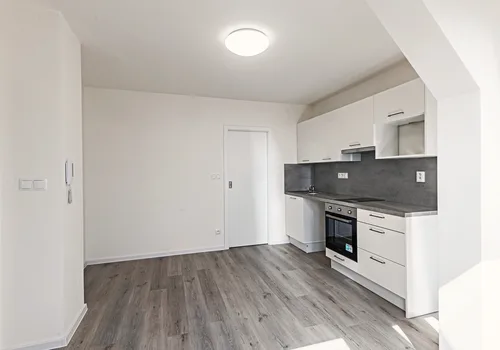 Byt 2+kk, 34 m², Humna, Kladno — Kročehlavy — fotografie 2