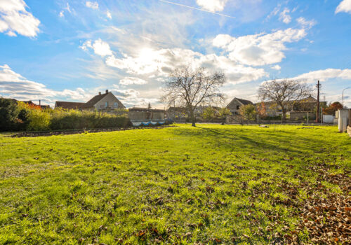 Prodej stavebního pozemku 1098 m² Alšova, Tursko