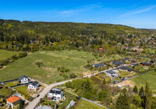 Prodej stavebního pozemku 800 m² Stříbrná Lhota, Mníšek pod Brdy